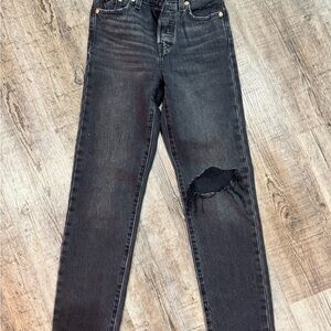 Levi's Black Skinny Jeans with Ripped Knee